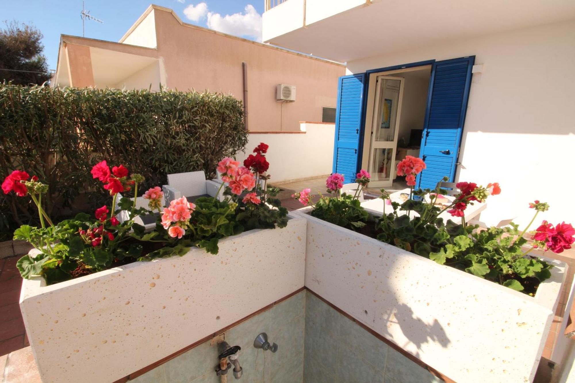 Residence Mare Azzurro ตอร์เร ซาน จิโอวานนิ อูเจนโต ภายนอก รูปภาพ