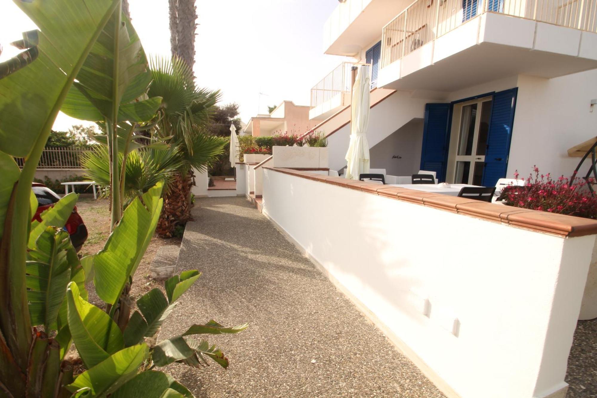 Residence Mare Azzurro ตอร์เร ซาน จิโอวานนิ อูเจนโต ภายนอก รูปภาพ