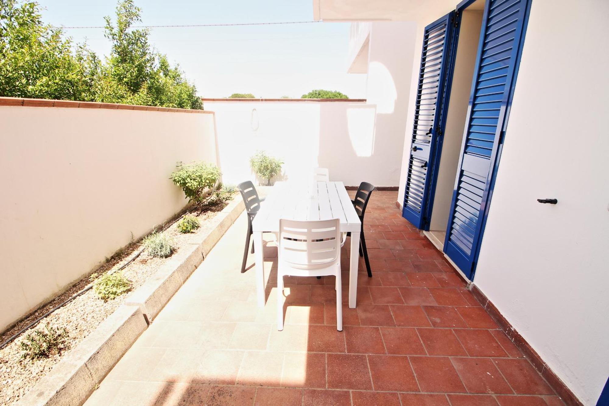 Residence Mare Azzurro ตอร์เร ซาน จิโอวานนิ อูเจนโต ภายนอก รูปภาพ